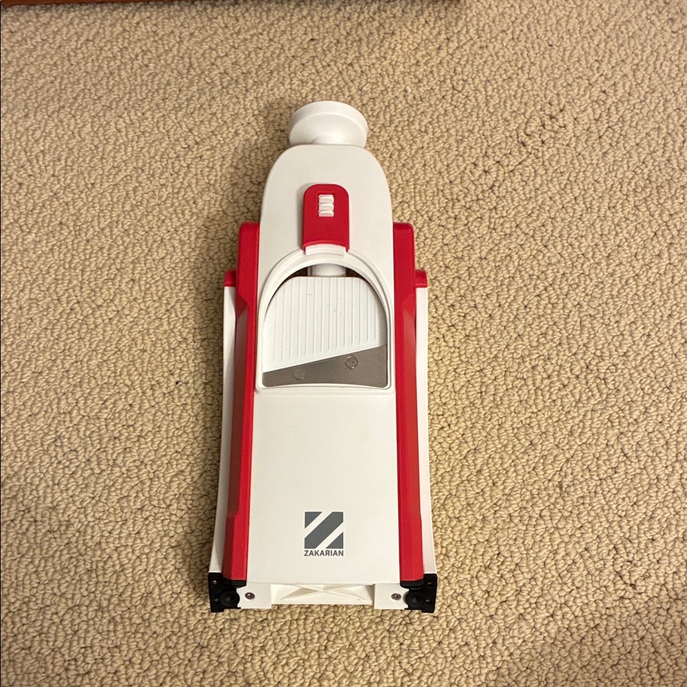 Zakarian Red and White Mandoline Slicer